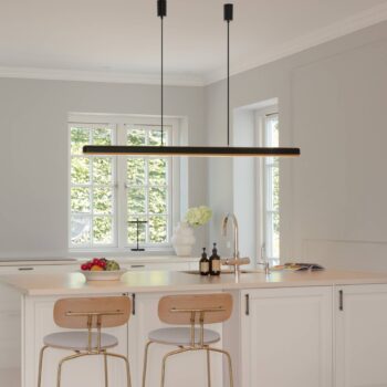 Závesné svietidlo UMAGE LED Hazel Branch, čierna/mosadz, 150 cm