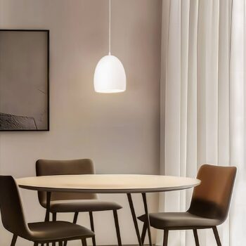 Závesné svietidlo Wula s tienidlom na lampu z bielej keramiky