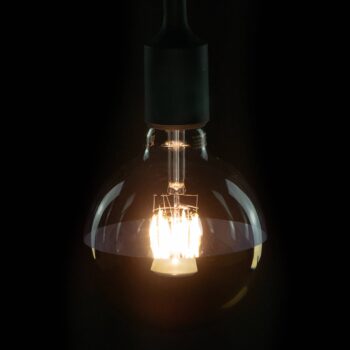 Zrkadlová LED žiarovka E27 7 W zlatá