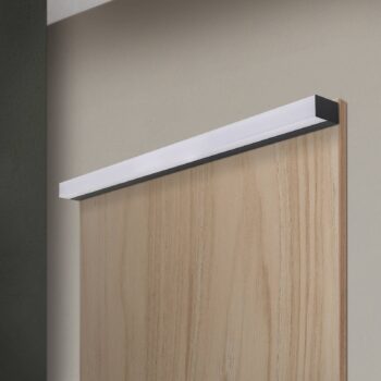 Zrkadlové svetlo Horizon LED, šírka 90 cm, čierne, IP44