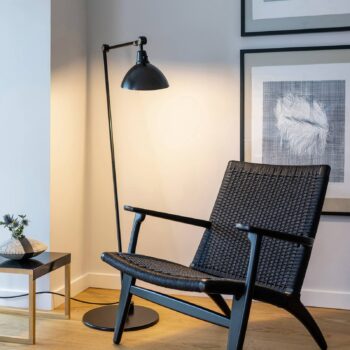 midgard modulárna stojacia lampa TYPE 556 čierna 140 cm