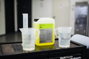 KOCH CHEMIE - Koch Chémia Prípravok na čistenie a umývanie podláh Koch Cosmo Clean 22 kg EG4193022