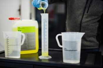 KOCH CHEMIE - Koch Chémia Prípravok na čistenie a umývanie podláh Koch Cosmo Clean 22 kg EG4193022