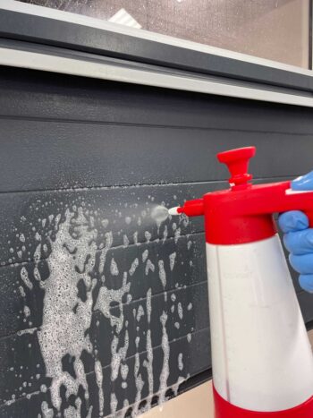 KOCH CHEMIE - Koch Chémia Prípravok na čistenie dlaždíc Koch Hallenreiniger sauer á 23 kg EG4265023