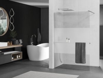 MEXEN/S - KIOTO Sprchová zástena WALK-IN s poličkou a držiakom uterákov 110 x 200, transparent/matné sklo 8 mm, chróm 800-110-121-01-35