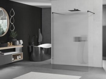 MEXEN/S - Kioto Sprchová zástena WALK-IN voľne stojaca 110 x 200, prúžky 8 mm, čierna 800-110-002-70-09