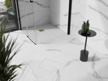 MEXEN/S - Stone+ štvorcová sprchová vanička 100 x 100, biela, mriežka zlatá 44101010-G