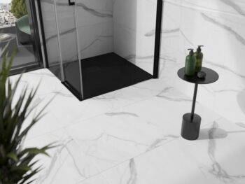 MEXEN/S - Stone+ štvorcová sprchová vanička 90 x 90, čierna, mriežka čierna 44709090-B