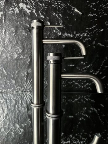 REA - Umývadlová batéria Lungo Grip - Gun Grey, vysoká REA-B8779