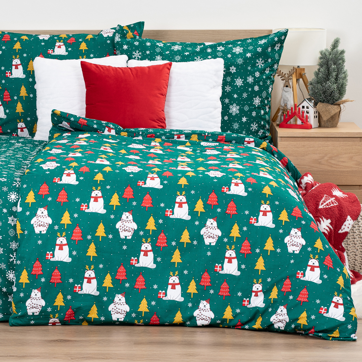 4Home Bavlnené obliečky Polar Bear, 140 x 200 cm, 70 x 90 cm 4Home Bavlnené obliečky Polar Bear, 140 x 200 cm, 70 x 90 cm