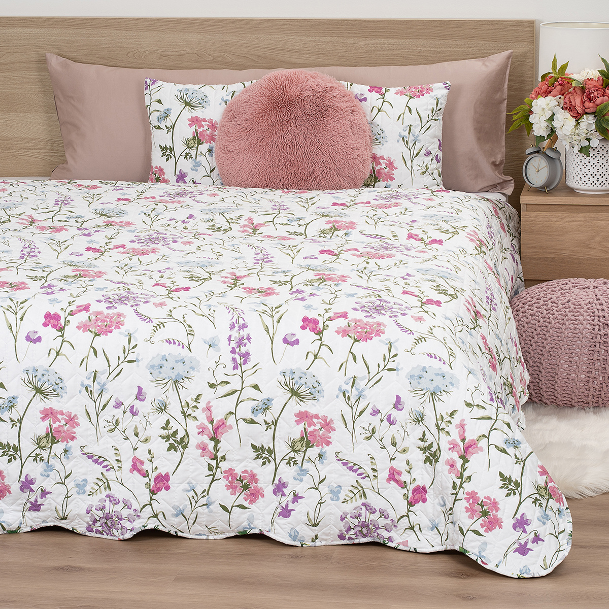 4Home Prehoz na posteľ Spring meadow, 220 x 240 cm + 2x 40 x 40 cm 4Home Prehoz na posteľ Spring meadow, 220 x 240 cm + 2x 40 x 40 cm