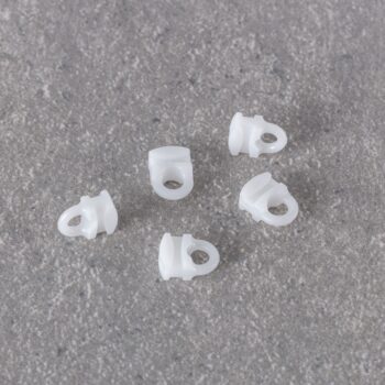 Posuvník s očkom pre stropnú lištu Premium biely, 1x  0,5 x 1,5 cm