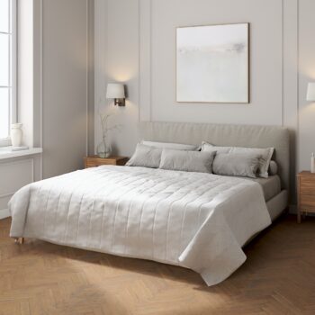 Prehoz  s pozdĺžným prešívaním, sivo-biele geometrické vzory, Sunny, 143-43