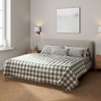 Prehoz  s pozdĺžným prešívaním, sivo-biele veľké káro, Quadro, 136-13