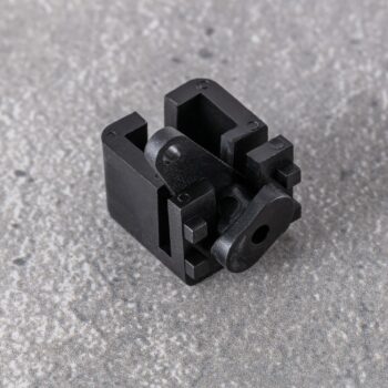 Prémiový držiak na montáž na koľajnicu čierny, 3 x 2 x 1,5 cm