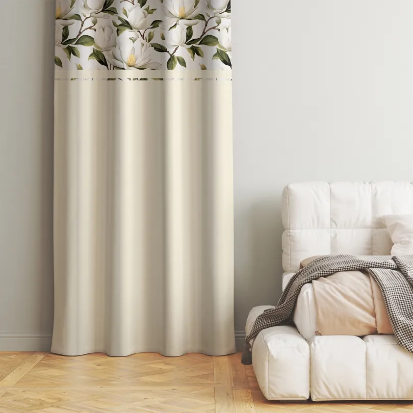 Dekoračný záves v krémovej farbe s kvetmi Šírka: 160 cm | Dĺžka: 250 cm Dekoračný záves v krémovej farbe s kvetmi Šírka: 160 cm | Dĺžka: 250 cm