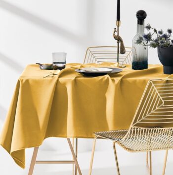 Jednofarebný obrus horčicovej farby 130 x 180 cm