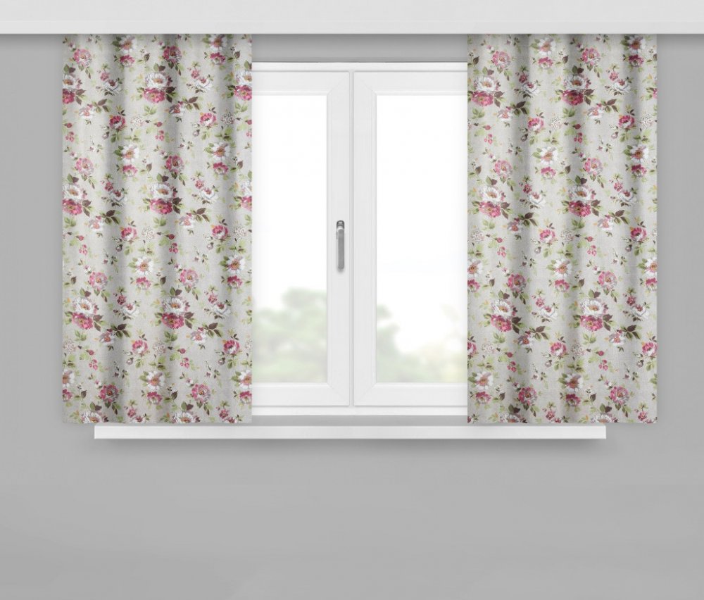 Krátky kvetinový záves s riasiacou páskou Dĺžka: 170 cm Krátky kvetinový záves s riasiacou páskou Dĺžka: 170 cm