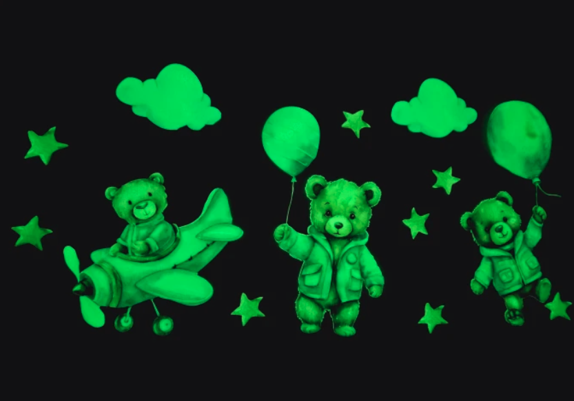 Magické svietiace nálepky pre deti – modré medvedíky Šírka: 60 cm | Dĺžka: 120 cm Magické svietiace nálepky pre deti – modré medvedíky Šírka: 60 cm | Dĺžka: 120 cm