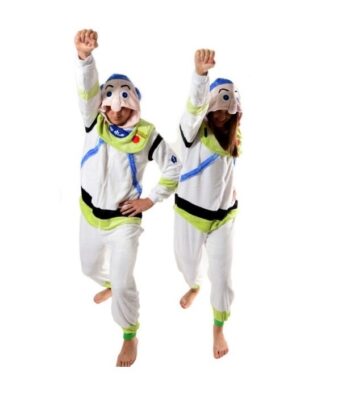 Pohodlné pyžamové overaly kigurumi s motívom astronauta veľkosť L