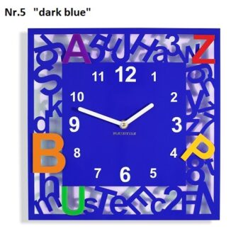 Štvorcové detské hodiny s písmenkami tmavomodrá