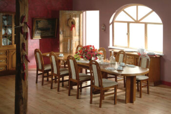 PYKA Kinga rustikálna jedáleň drevo D3