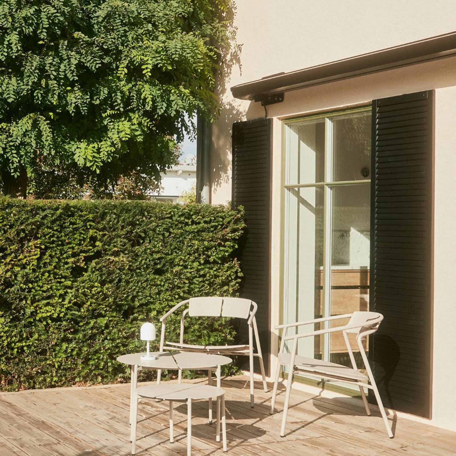 AYTM stolová LED lampa Luceo, biela, IP44 AYTM stolová LED lampa Luceo, biela, IP44