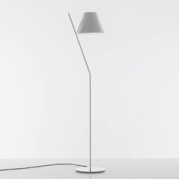 Artemide La Petite dizajnérska stojaca lampa biela