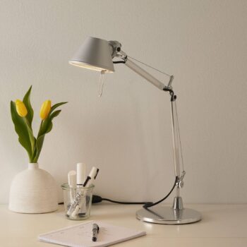 Artemide Tolomeo Micro stolová lampa, hliník