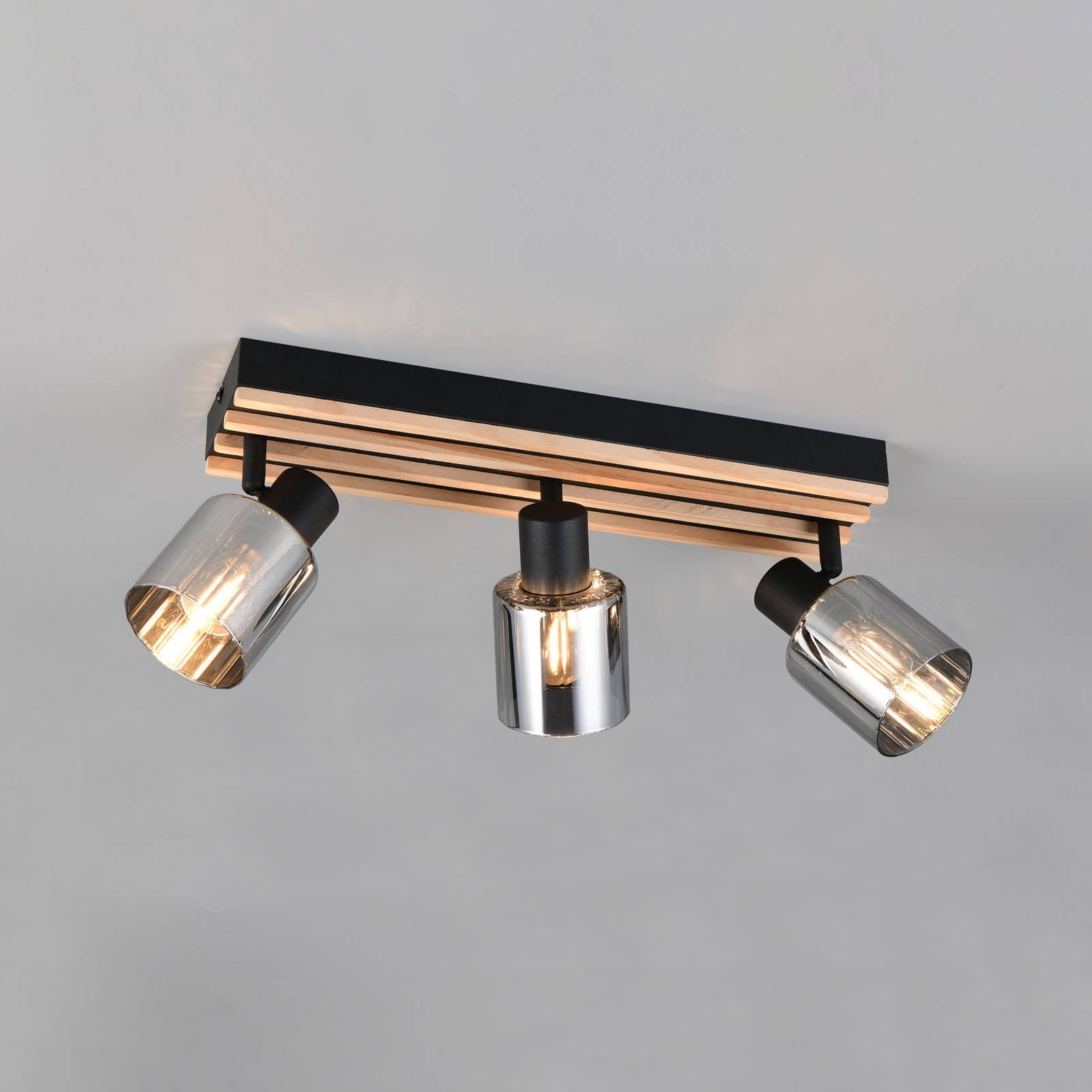 Bodové svetlo Travia, dĺžka 53 cm, 3-pl., čierne/dymovo šedé Bodové svetlo Travia, dĺžka 53 cm, 3-pl., čierne/dymovo šedé