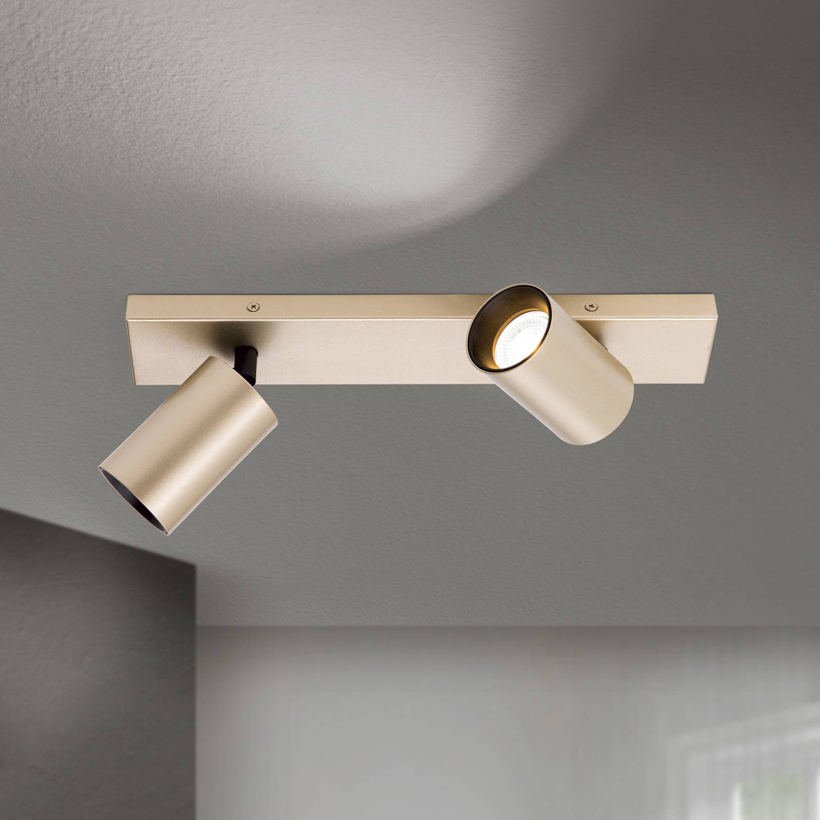 Bodové svietidlo Sean, 2-svetelné, zlatej farby, kovové, otočné Bodové svietidlo Sean, 2-svetelné, zlatej farby, kovové, otočné