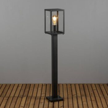 Chodníkové svietidlo Carpi, tvar lucerny, čierna