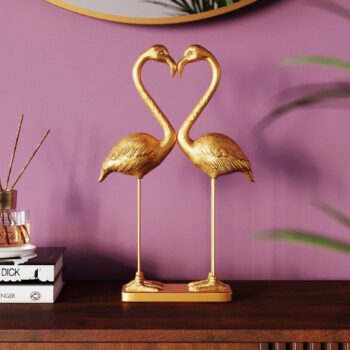 Dekoratívna figúrka KARE Flamingo Love, zlatá farba, výška 39 cm