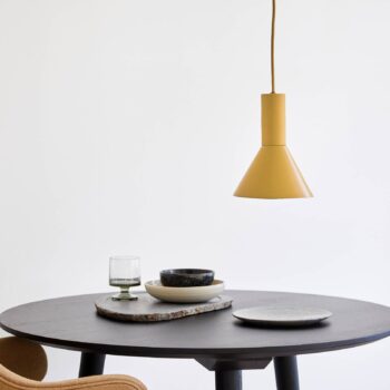 FRANDSEN Závesné svietidlo Lyss, svetlo hnedé, kov, Ø 18 cm, E27