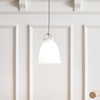 FRITZ HANSEN Caravaggio P1 Opálové sklo Ø 16,5 cm