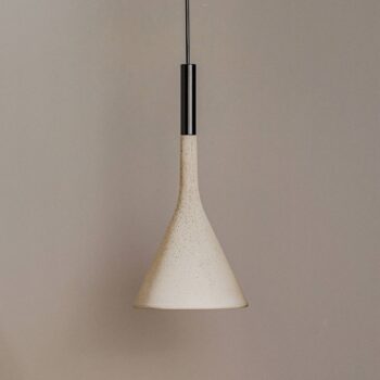 Foscarini Aplomb závesné svietidlo z betónu, sivé