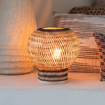 GOOD & MOJO Stolová lampa Barbados, hnedá, Ø 25 cm, bambus, E27