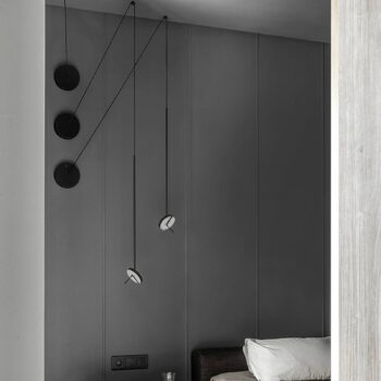 LEDS-C4 LED závesné svetlo Invisible Single, čierna farba, hliník