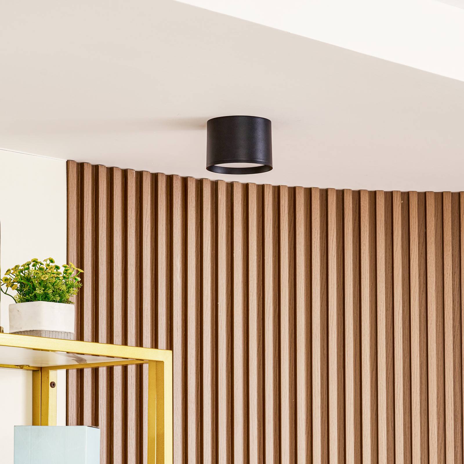 Lindby LED reflektor Nivoria, Ø 12 cm, 15 W, čierny, kov Lindby LED reflektor Nivoria, Ø 12 cm, 15 W, čierny, kov