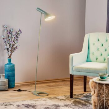 Louis Poulsen AJ - stojacia lampa, petrolejová farba