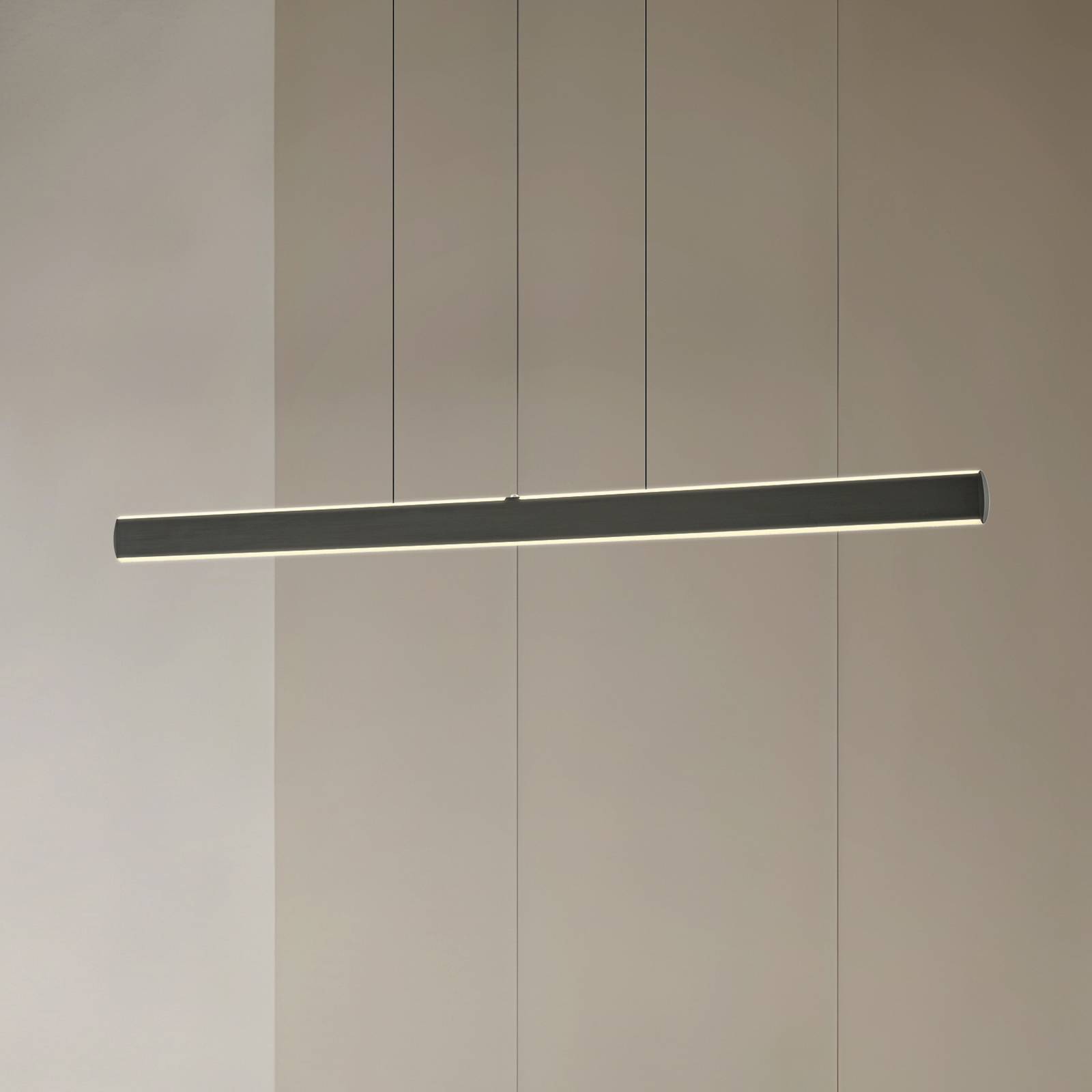 Lucande LED závesné svietidlo Arvon, čierna, 117 cm, stmievateľné, CCT Lucande LED závesné svietidlo Arvon, čierna, 117 cm, stmievateľné, CCT