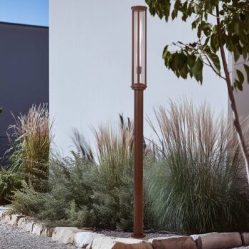 Lucande vonkajšie svietidlo Alivaro, farba hrdze, 220 cm, E27, IP65