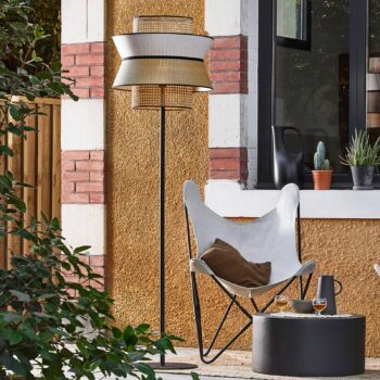 MARKET SET Singapour Vonkajšia stojacia lampa, medová/piesková