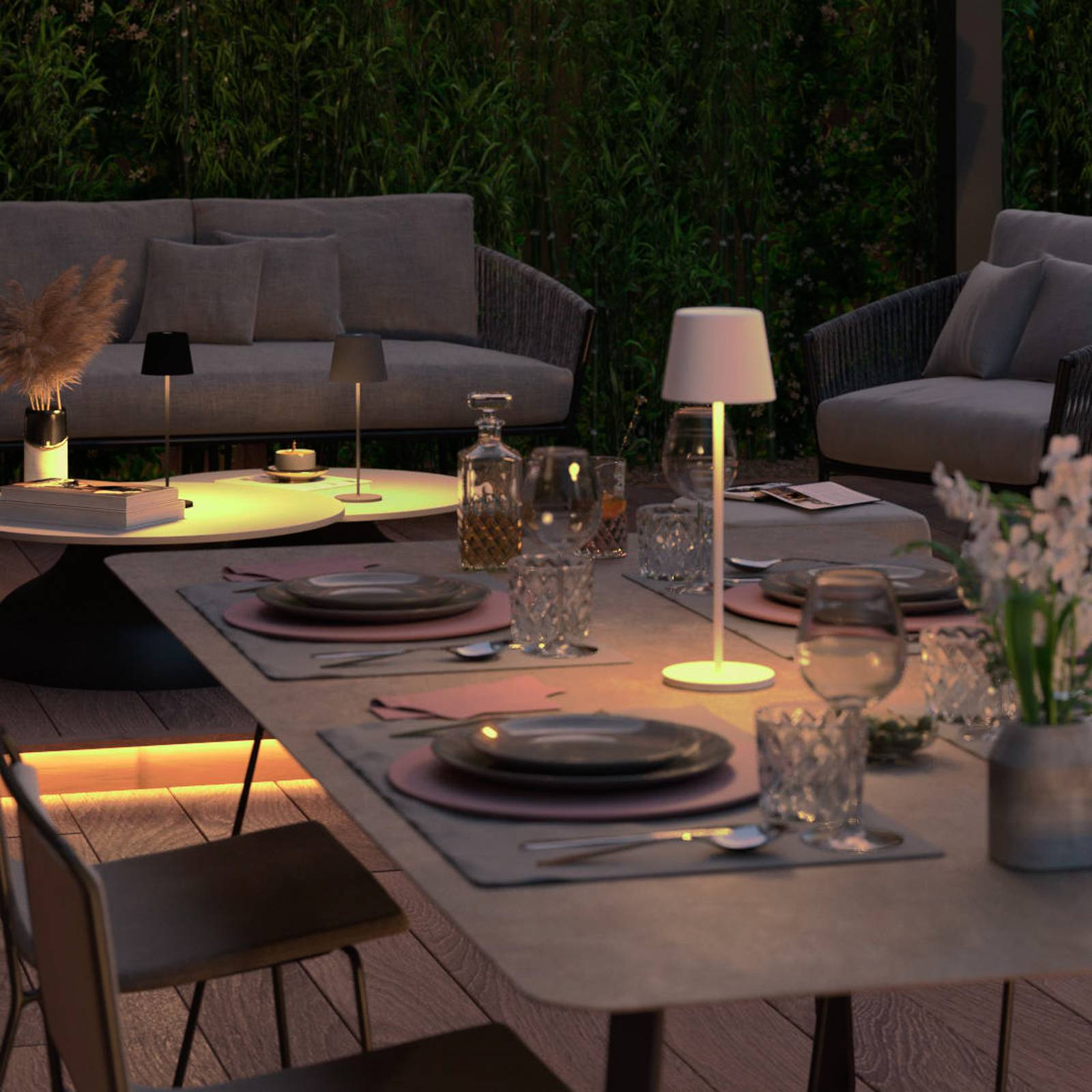 Müller Licht tint LED nabíjateľná stolová lampa Dalia, hliník, biela Müller Licht tint LED nabíjateľná stolová lampa Dalia, hliník, biela