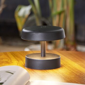 Nabíjacia stolová lampa Lindby LED Nalani, výška 10 cm, IP44, stmievateľná