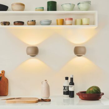 Nástenné svetlo Belir up/down s konektorom, hnedé