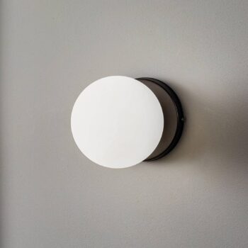 Nástenné svetlo Kiba, čierne/zlaté, tienidlo na lampu sklenená guľa