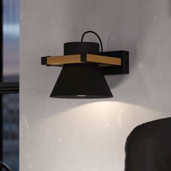 Nástenné svetlo Maccles v čiernej s drevom