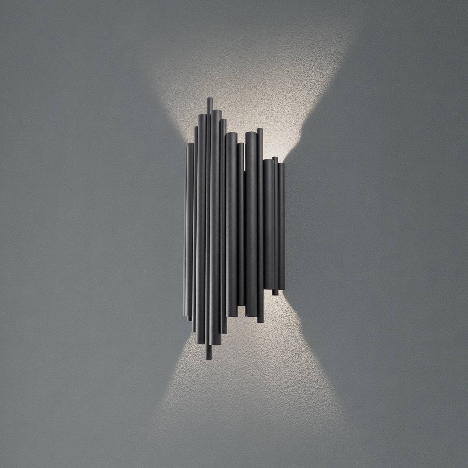 Nástenné svetlo Reis, čierne, kov, výška 50 cm Nástenné svetlo Reis, čierne, kov, výška 50 cm