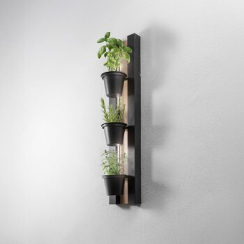 Nástenné svietidlo Polička, čierna/drevená farba oceľového dreva, výška 90